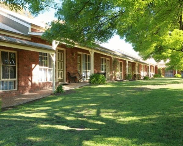 Mansfield Valley Motor Inn Exterior foto